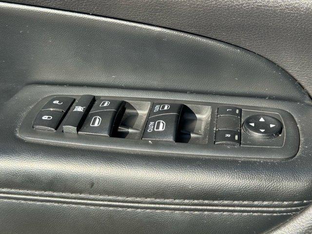 used 2021 Jeep Grand Cherokee car, priced at $16,495