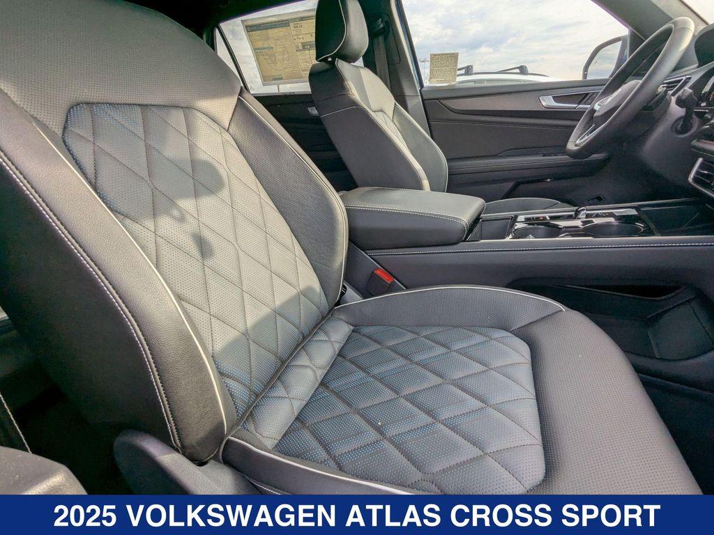 new 2025 Volkswagen Atlas car, priced at $55,246