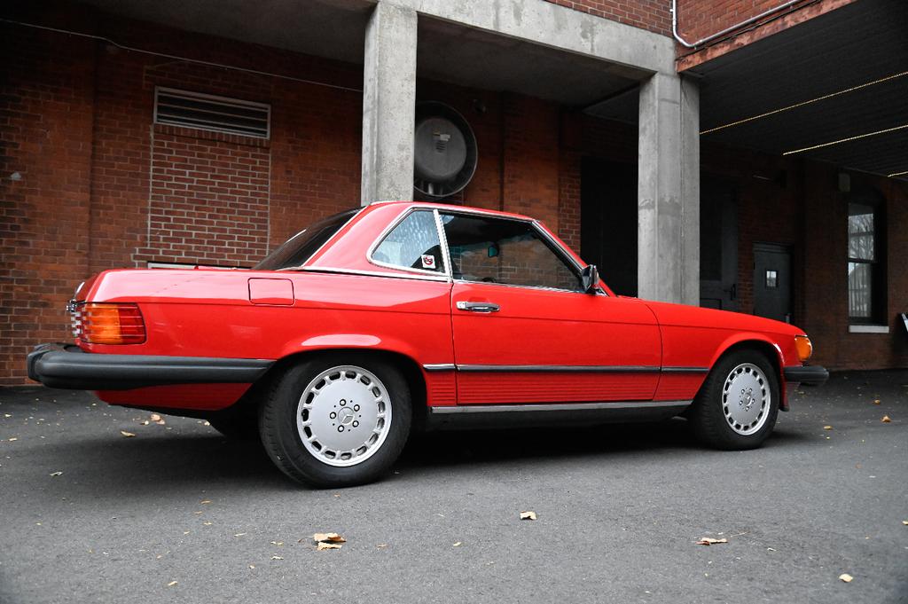 used 1987 Mercedes-Benz 560SL car, priced at $28,000