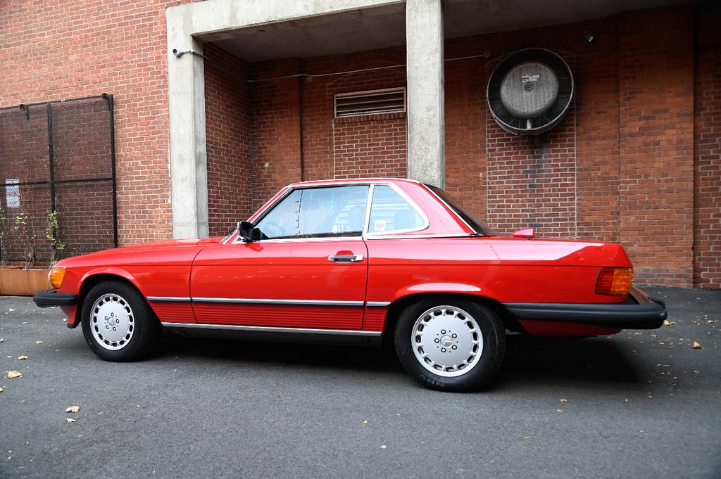 used 1987 Mercedes-Benz 560SL car, priced at $28,000