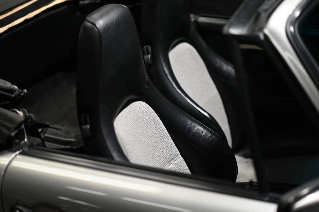 used 1986 Porsche 911 car, priced at $109,000