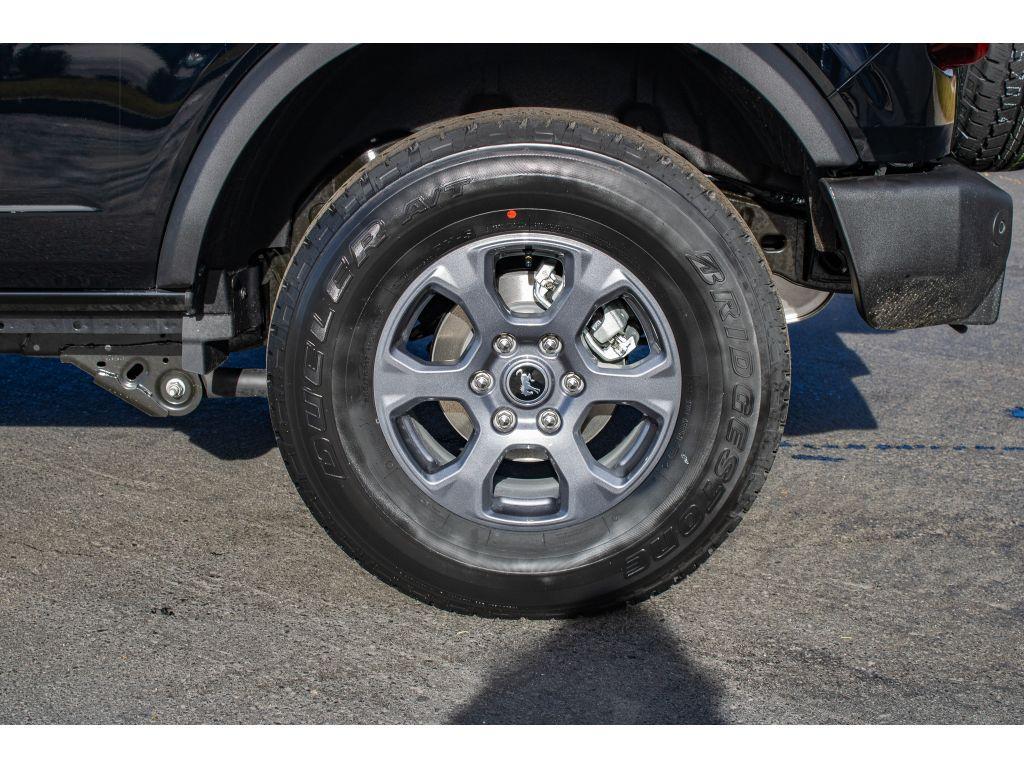 new 2025 Ford Bronco car, priced at $44,001