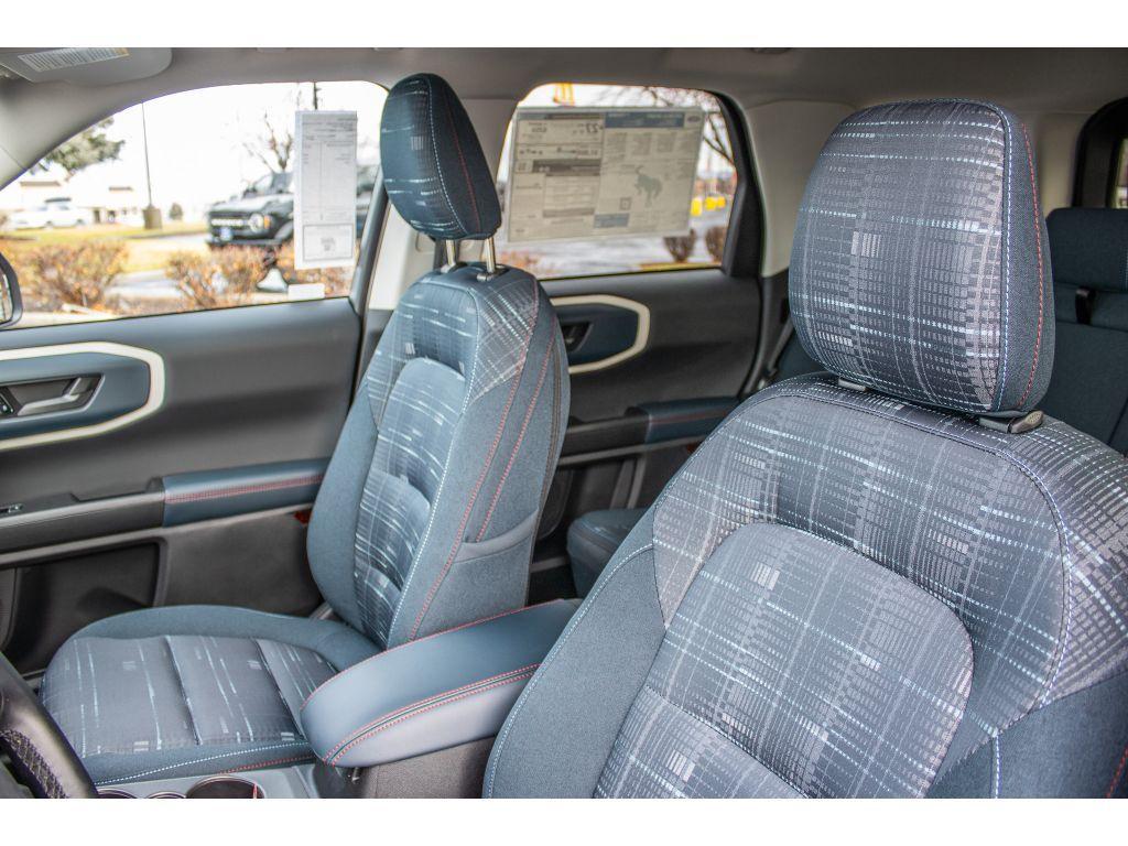 new 2025 Ford Bronco Sport car, priced at $33,999