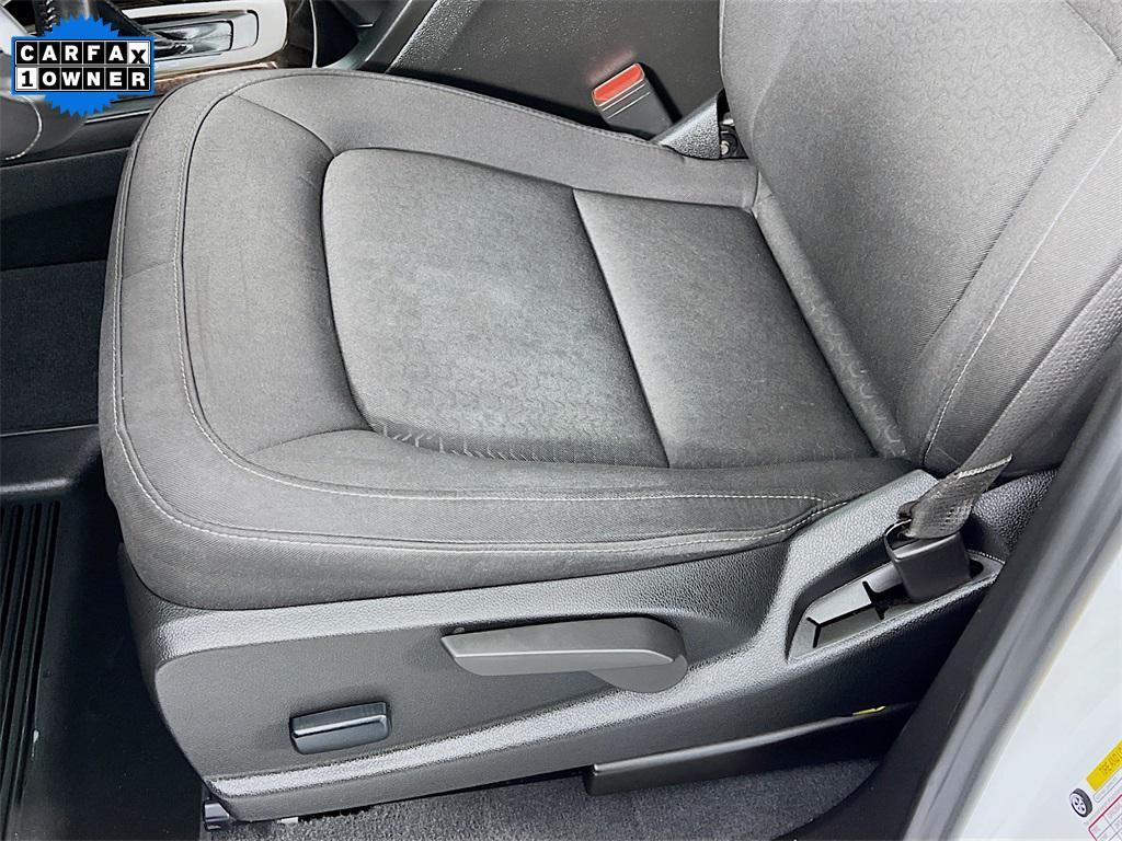 used 2022 GMC Canyon car, priced at $29,900