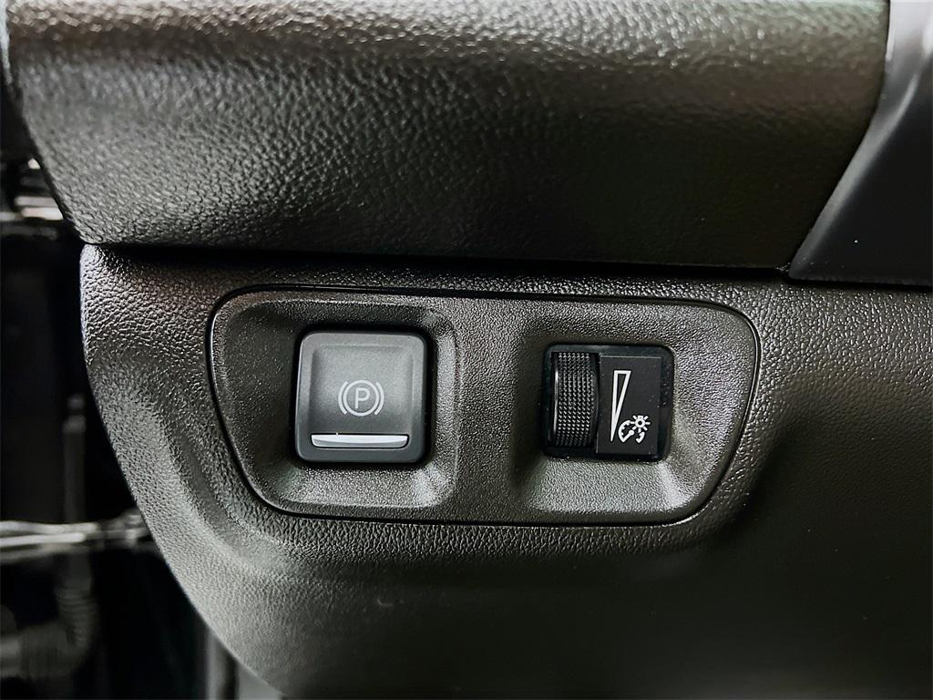 used 2022 GMC Acadia car, priced at $18,900