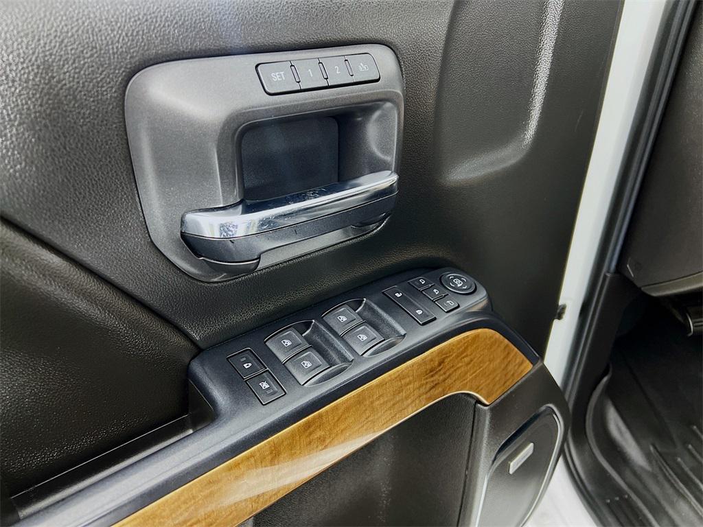 used 2017 Chevrolet Silverado 2500 car, priced at $23,300