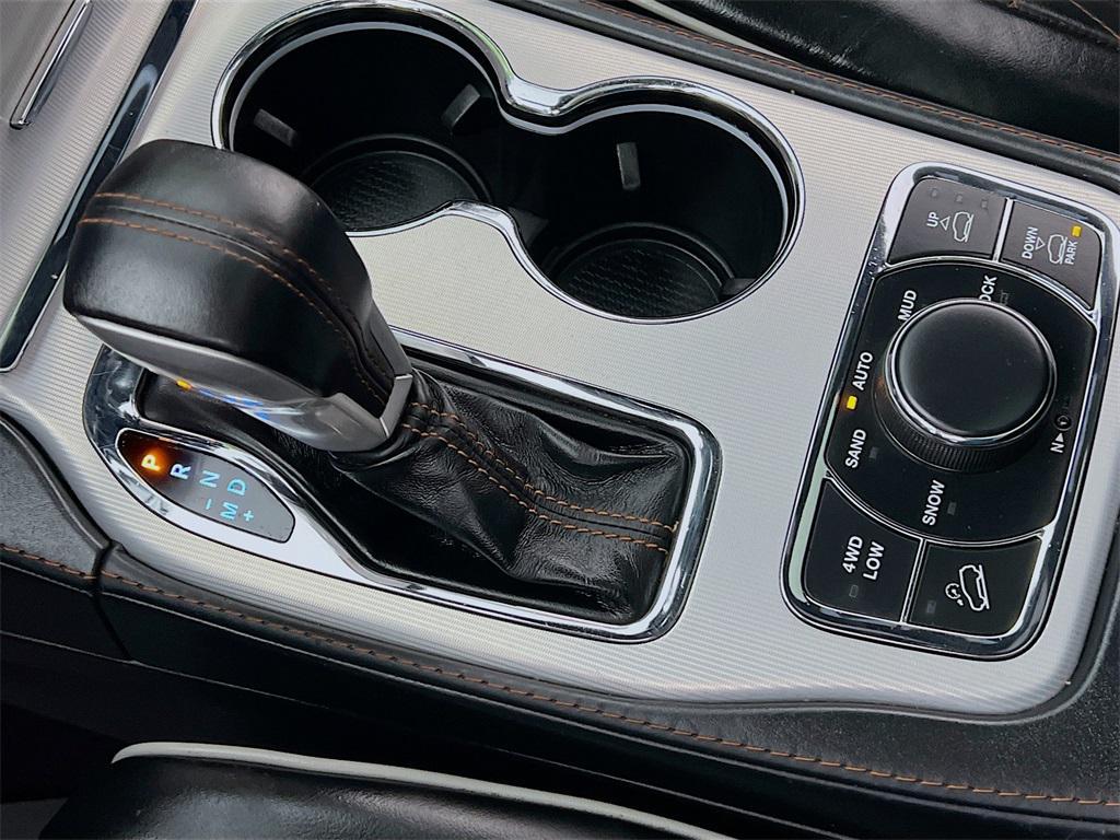 used 2020 Jeep Grand Cherokee car, priced at $20,500