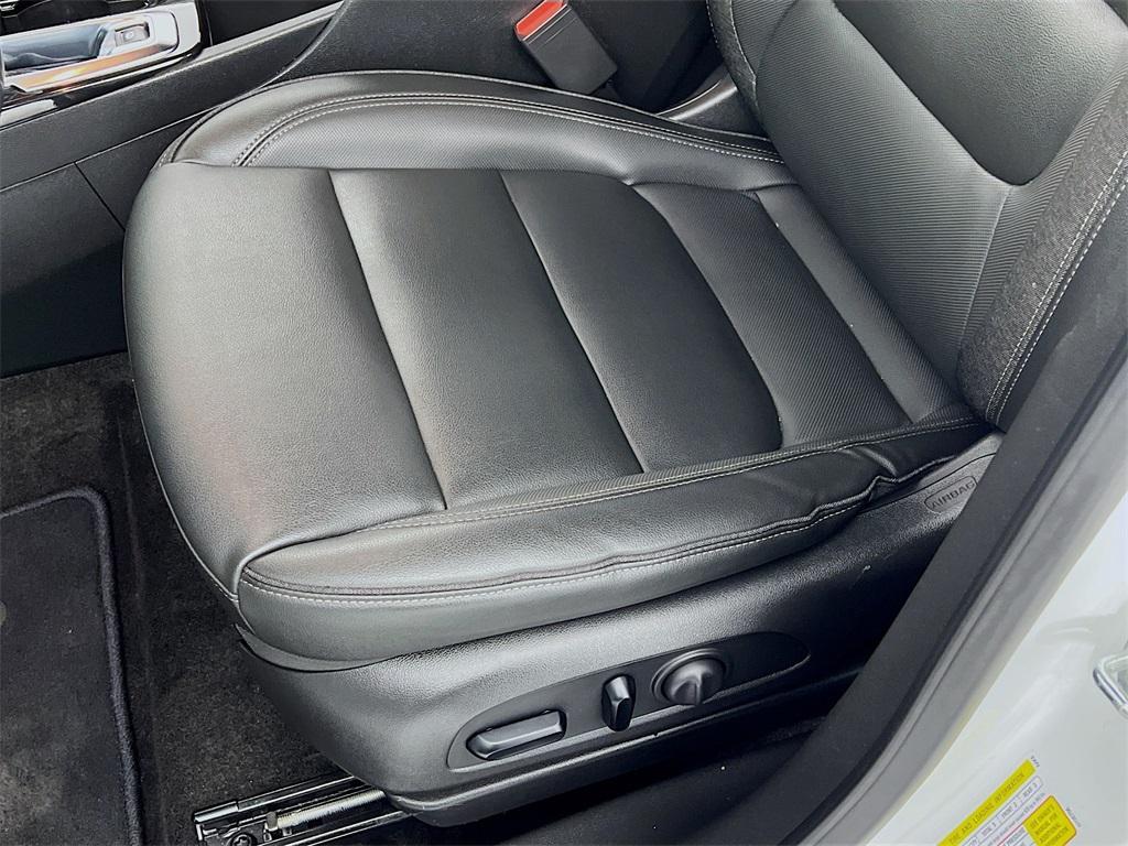 used 2023 Chevrolet TrailBlazer car, priced at $22,200