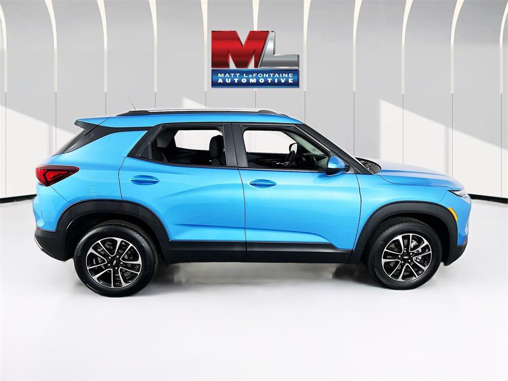 used 2025 Chevrolet TrailBlazer car, priced at $25,386