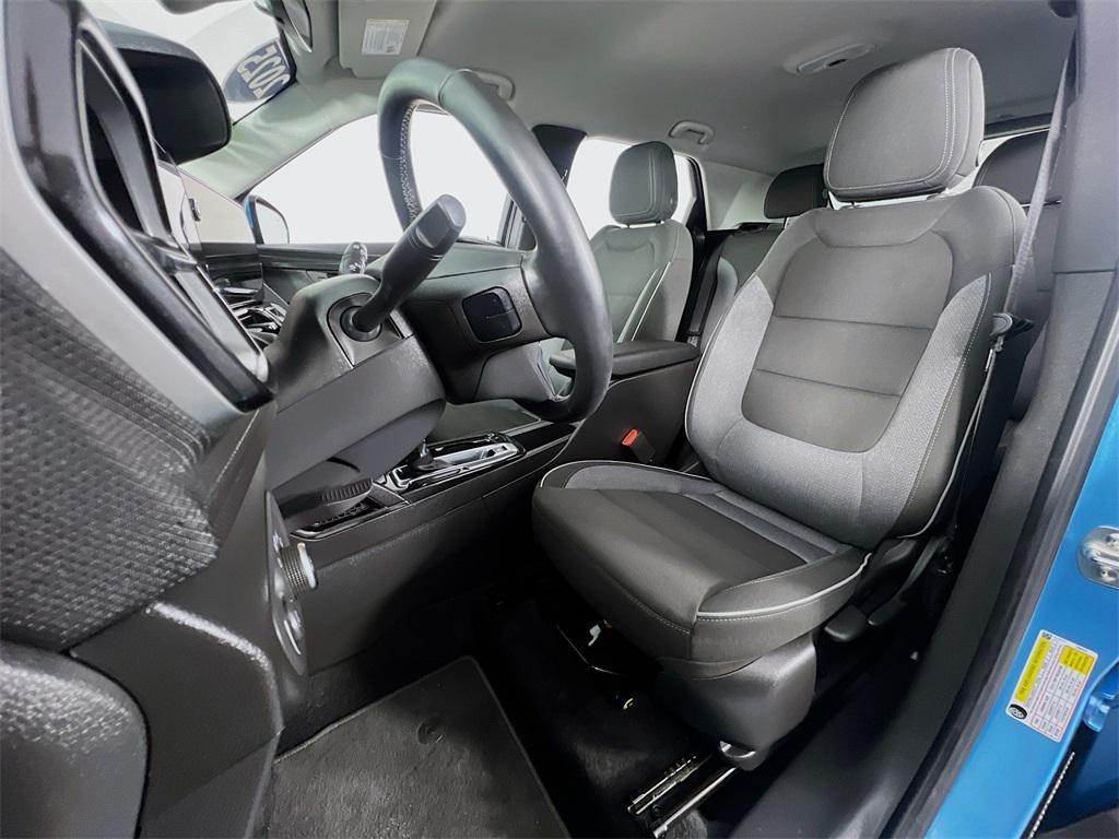 used 2025 Chevrolet TrailBlazer car, priced at $25,386