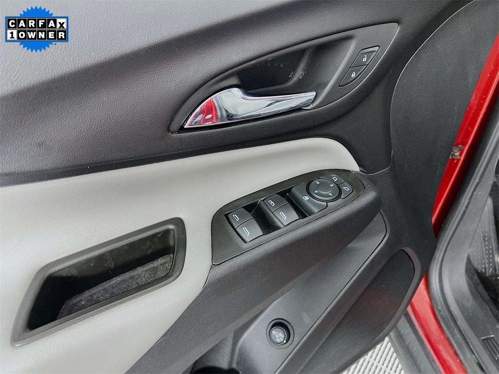 used 2023 Chevrolet Equinox car, priced at $18,900