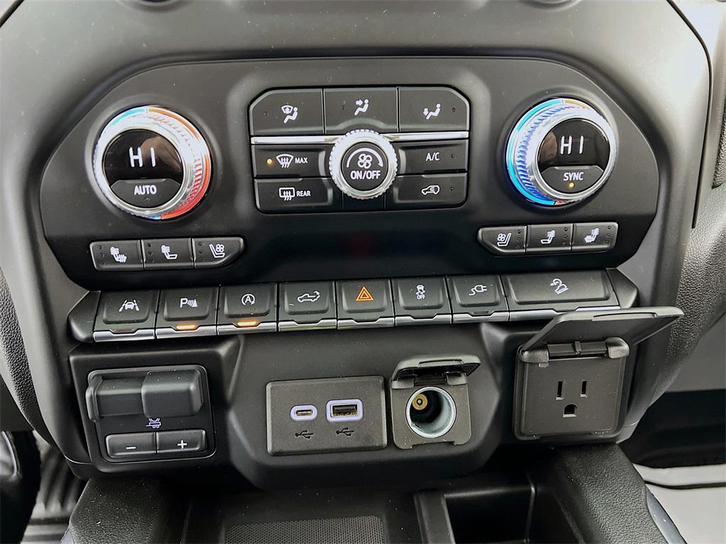 used 2021 GMC Sierra 1500 car, priced at $38,000