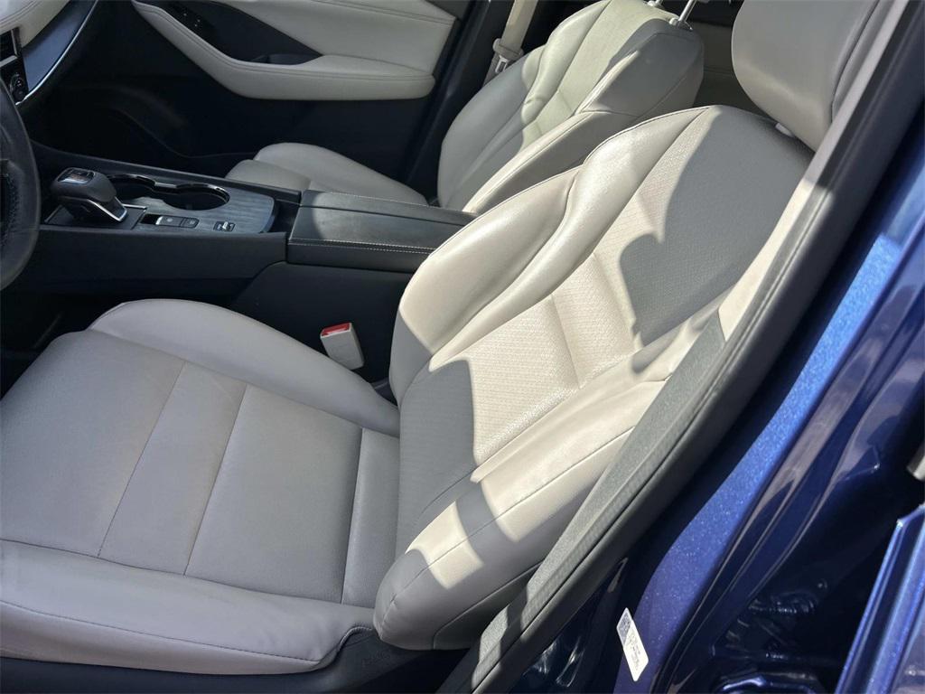 used 2021 Nissan Rogue car, priced at $18,656