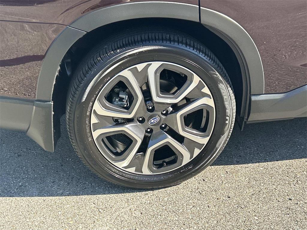 used 2024 Subaru Ascent car, priced at $38,100