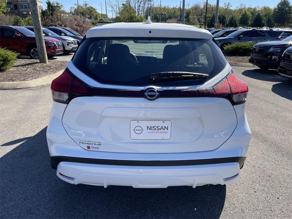 new 2025 Nissan Kicks car, priced at $21,740