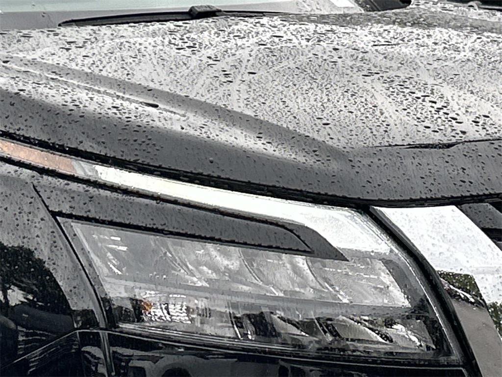 new 2025 Nissan Pathfinder car, priced at $33,374