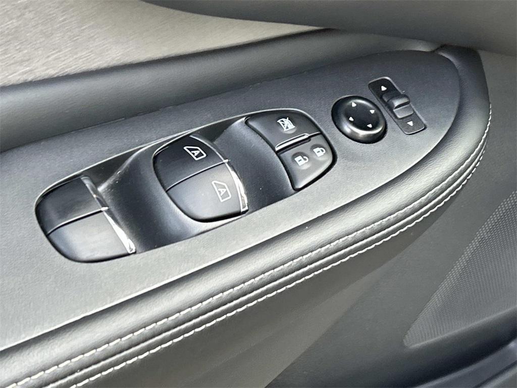 used 2023 Nissan Murano car, priced at $25,251