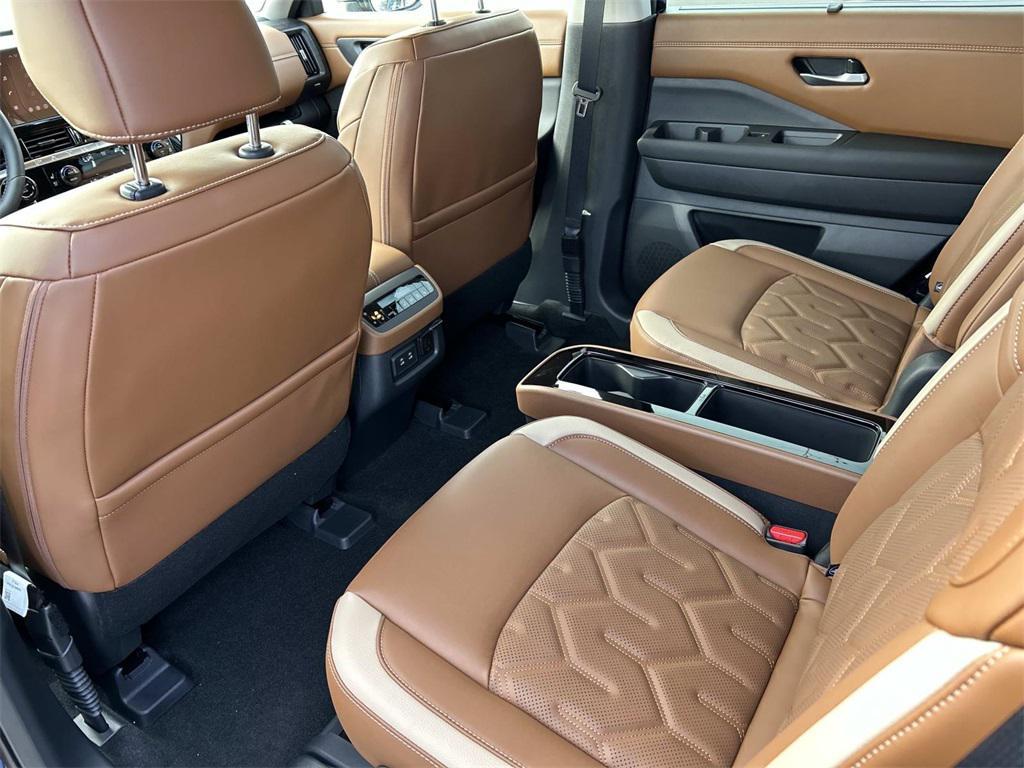 new 2026 Nissan Pathfinder car, priced at $49,234