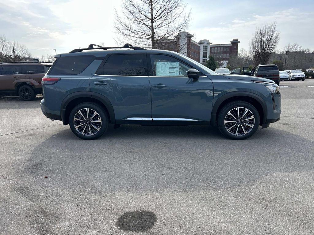 new 2026 Nissan Pathfinder car, priced at $49,638
