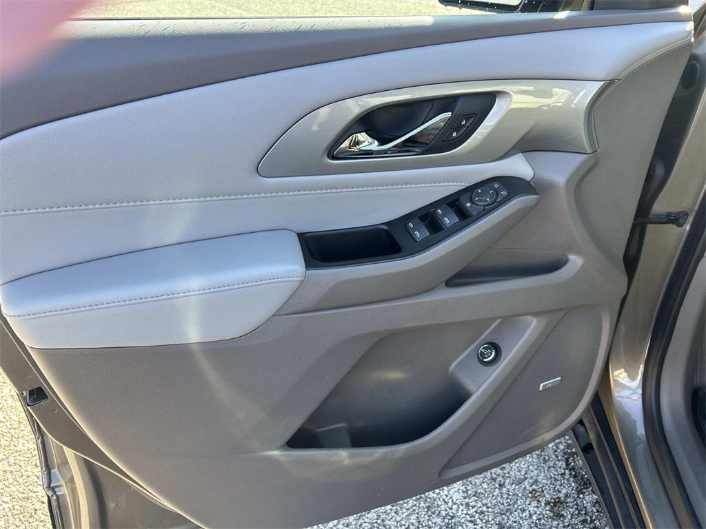 used 2020 Chevrolet Traverse car, priced at $15,964