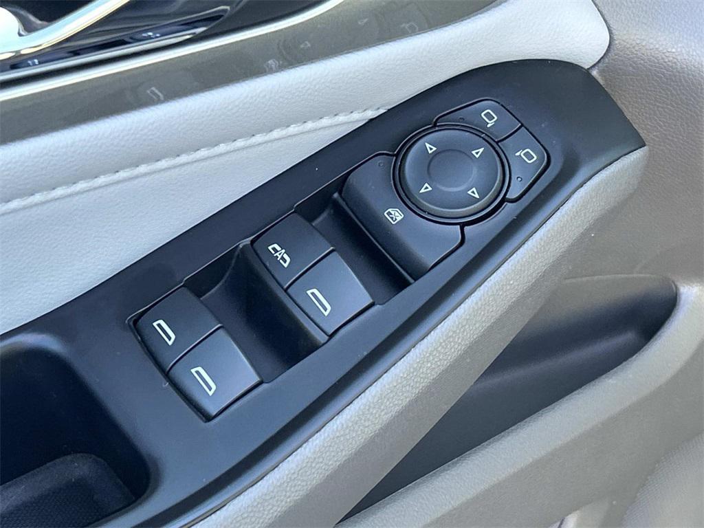 used 2020 Chevrolet Traverse car, priced at $15,964