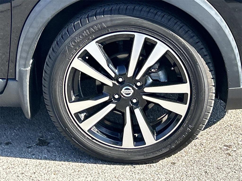 used 2020 Nissan Kicks car, priced at $13,891