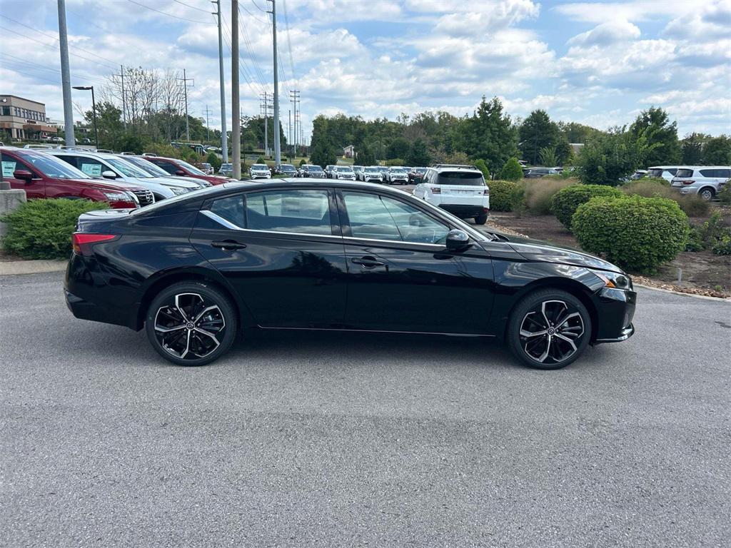 new 2025 Nissan Altima car, priced at $32,006