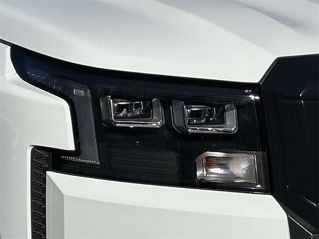 new 2026 Nissan Frontier car, priced at $32,506