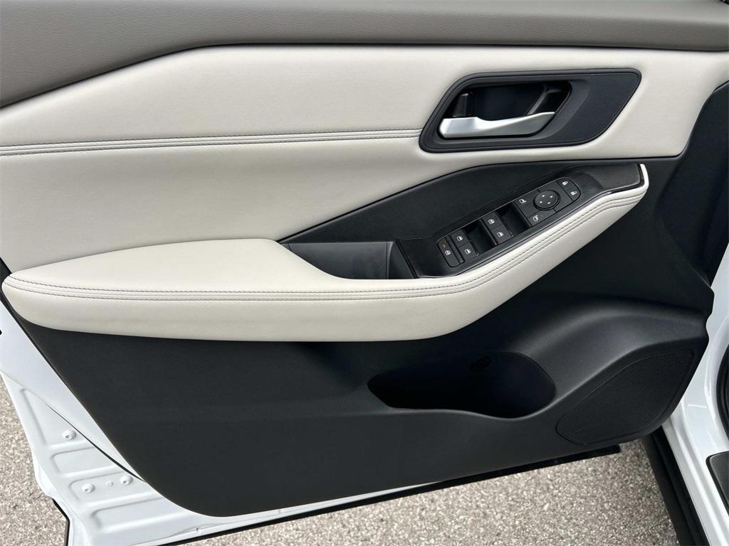 new 2026 Nissan Rogue car, priced at $35,259