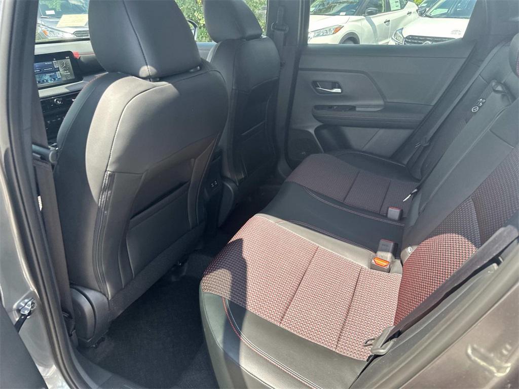 new 2025 Nissan Kicks car, priced at $26,380