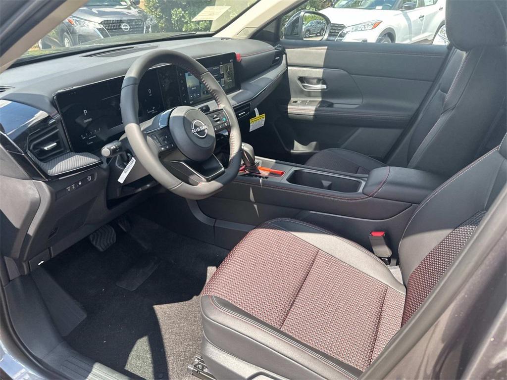 new 2025 Nissan Kicks car, priced at $26,380