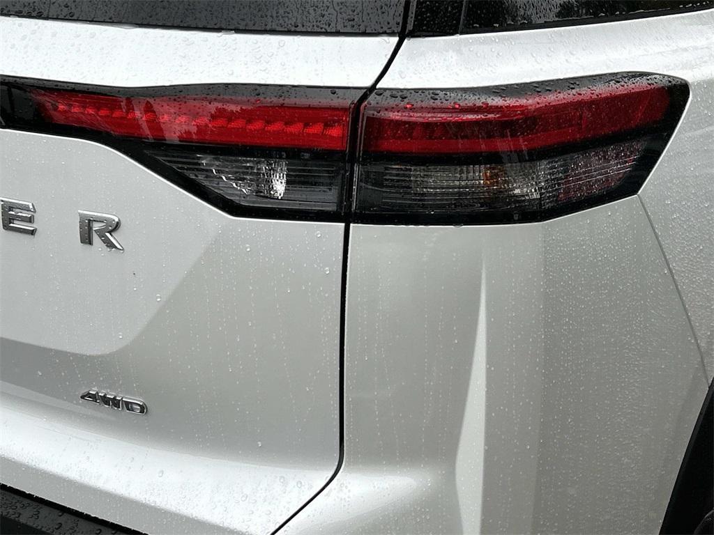 new 2025 Nissan Pathfinder car, priced at $35,778