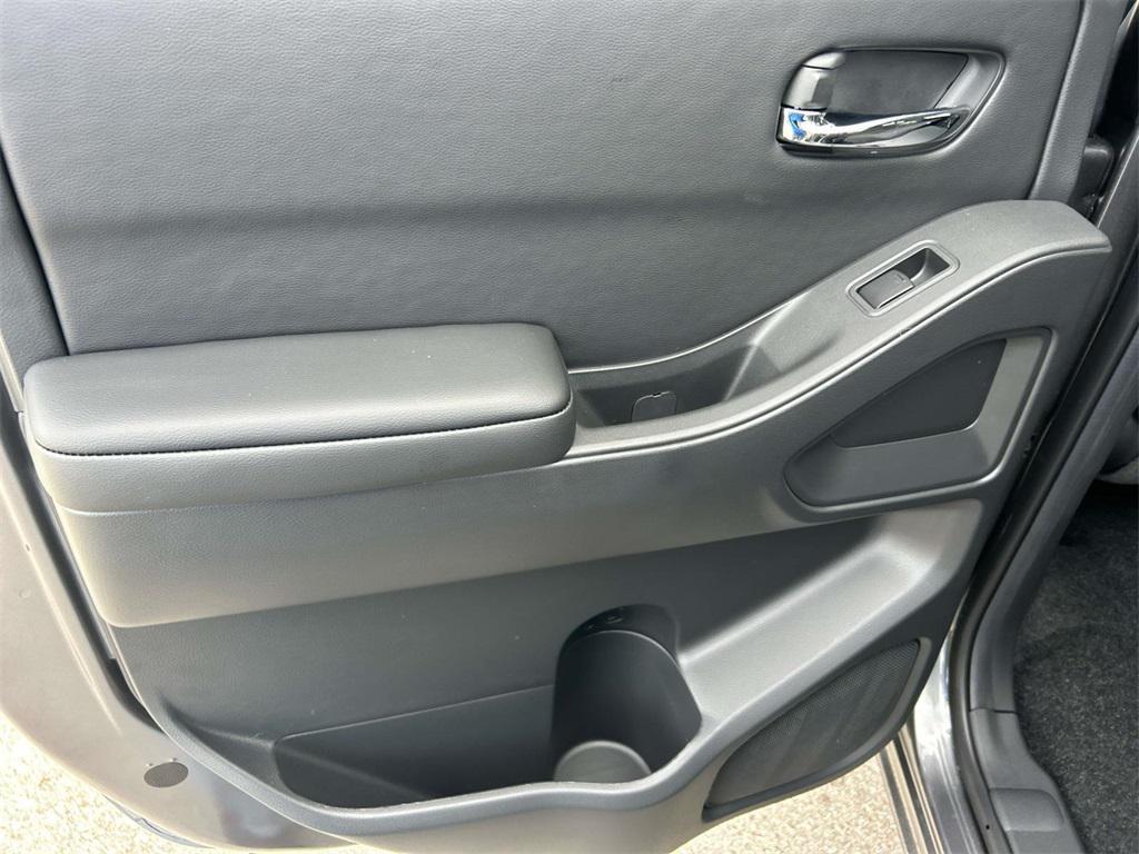 new 2026 Nissan Frontier car, priced at $36,050