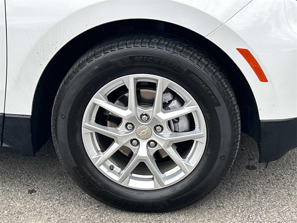 used 2024 Chevrolet Equinox car, priced at $19,932
