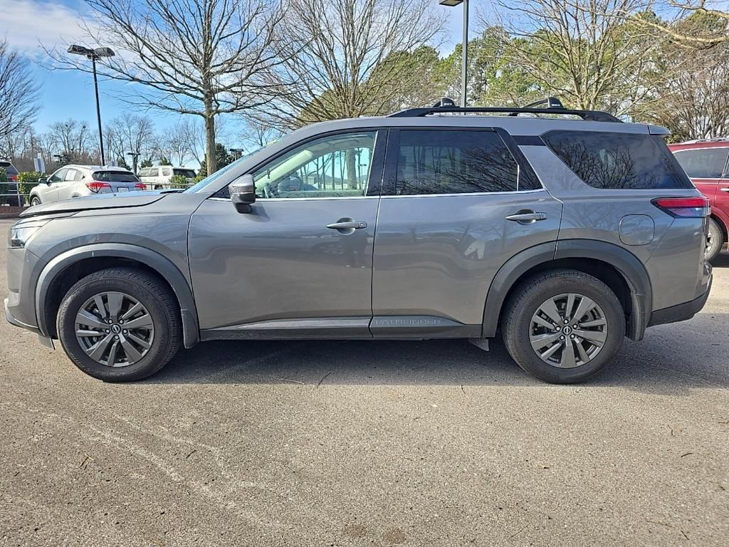 used 2022 Nissan Pathfinder car, priced at $26,658