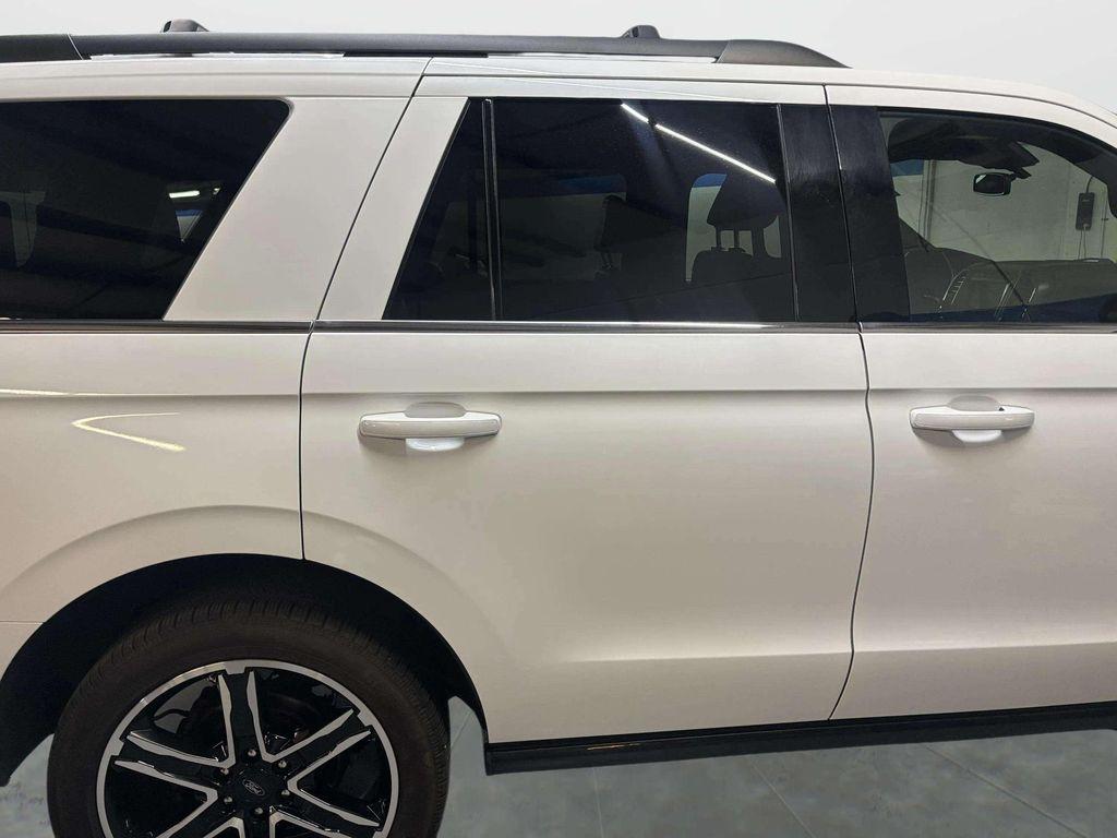 used 2021 Ford Expedition car, priced at $37,500