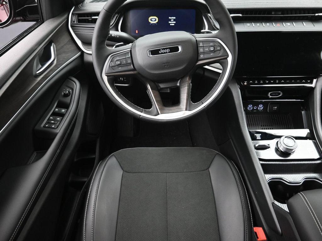 new 2026 Jeep Grand Cherokee car, priced at $46,430