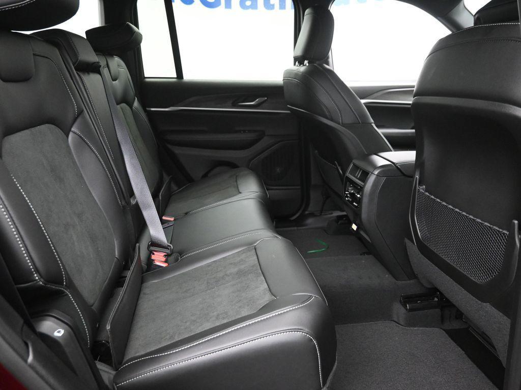 new 2026 Jeep Grand Cherokee car, priced at $46,430