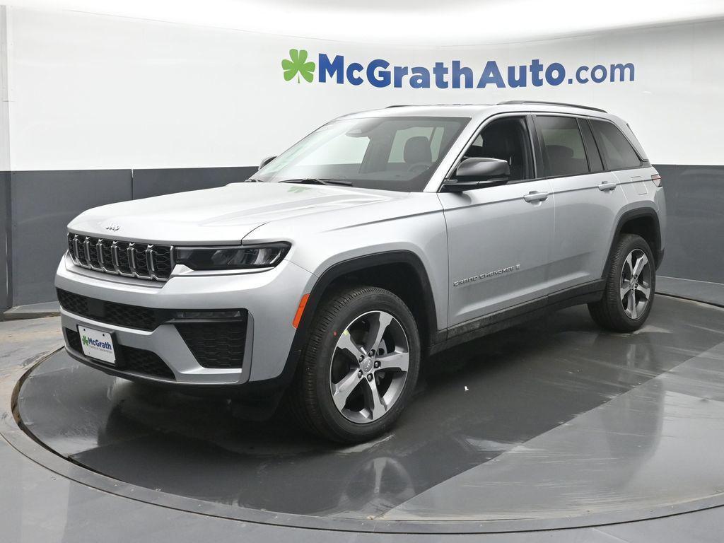 new 2026 Jeep Grand Cherokee car, priced at $46,080
