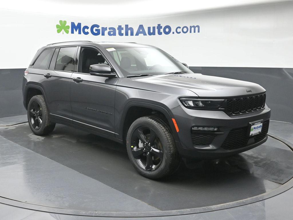 new 2025 Jeep Grand Cherokee car, priced at $45,175