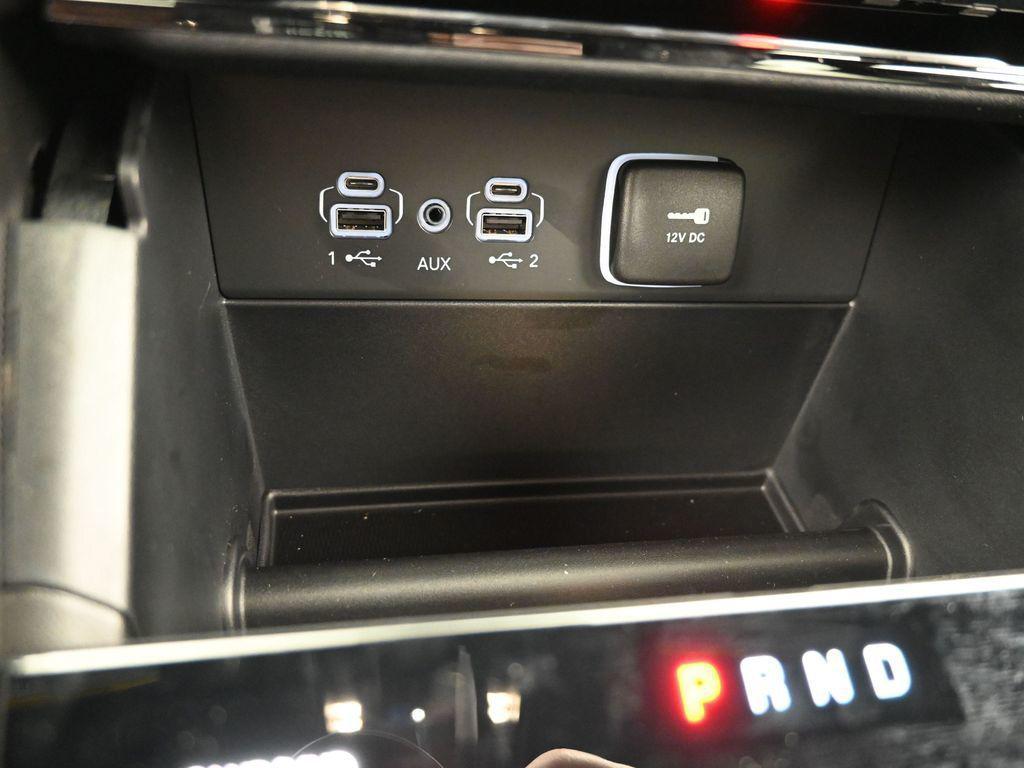 new 2025 Jeep Grand Cherokee car, priced at $40,470