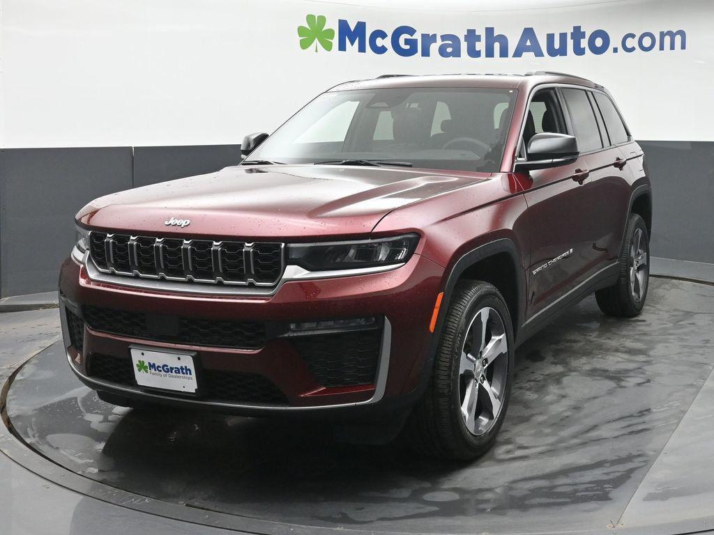 new 2026 Jeep Grand Cherokee car, priced at $43,890