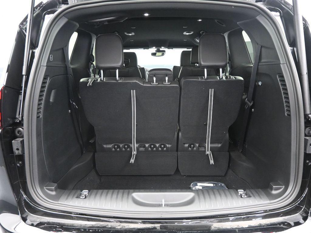 new 2026 Chrysler Pacifica car, priced at $39,500