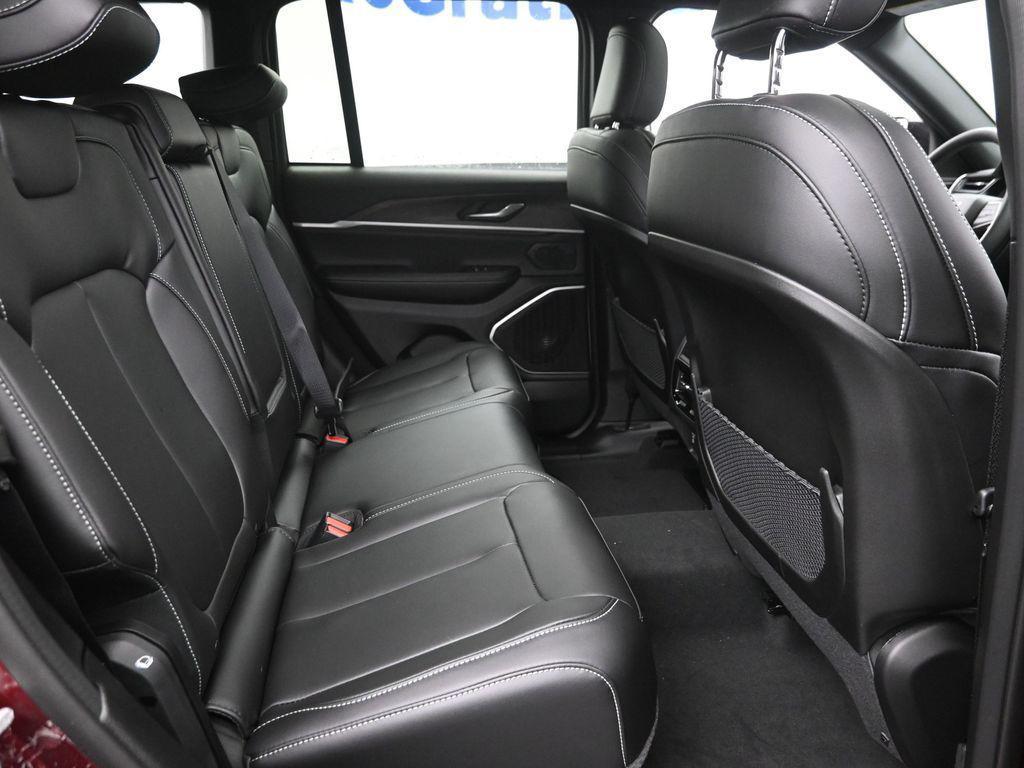 new 2026 Jeep Grand Cherokee car, priced at $46,485