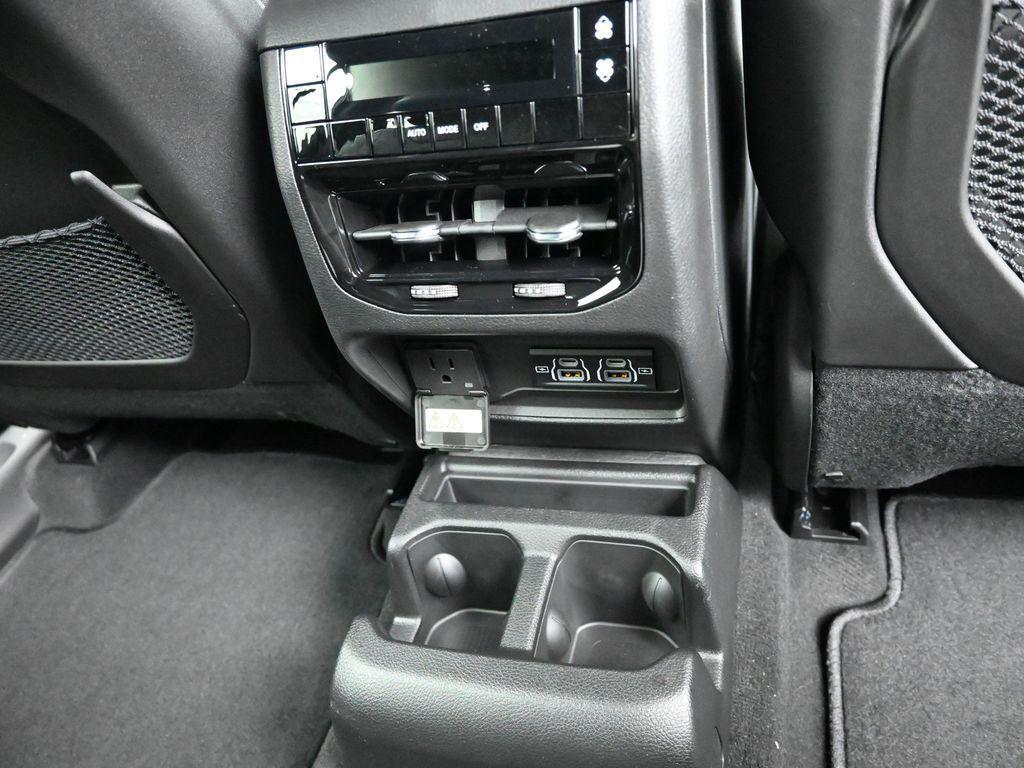 new 2025 Jeep Grand Cherokee L car, priced at $42,900