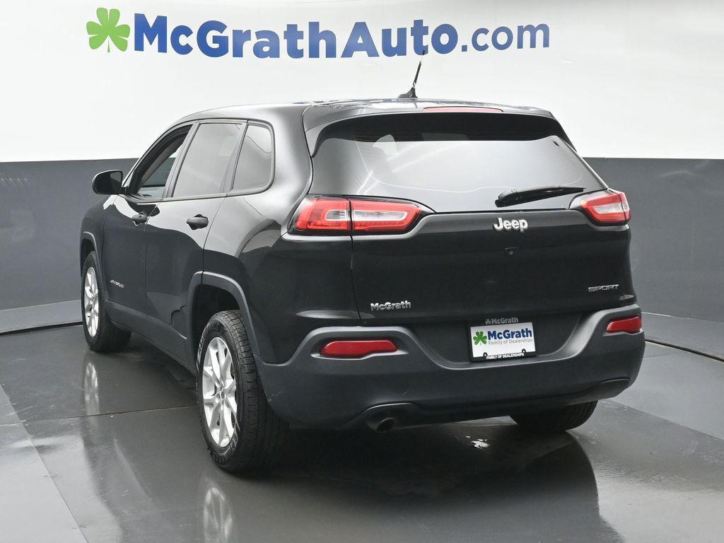 used 2014 Jeep Cherokee car, priced at $8,276
