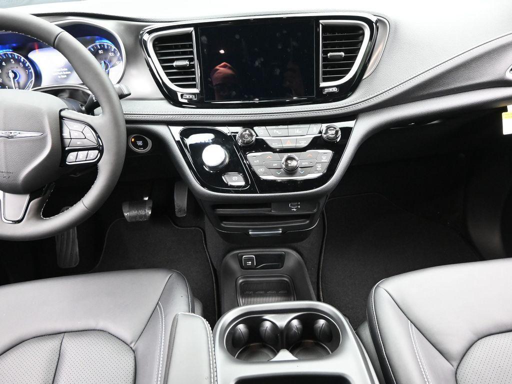 new 2026 Chrysler Pacifica car, priced at $44,500