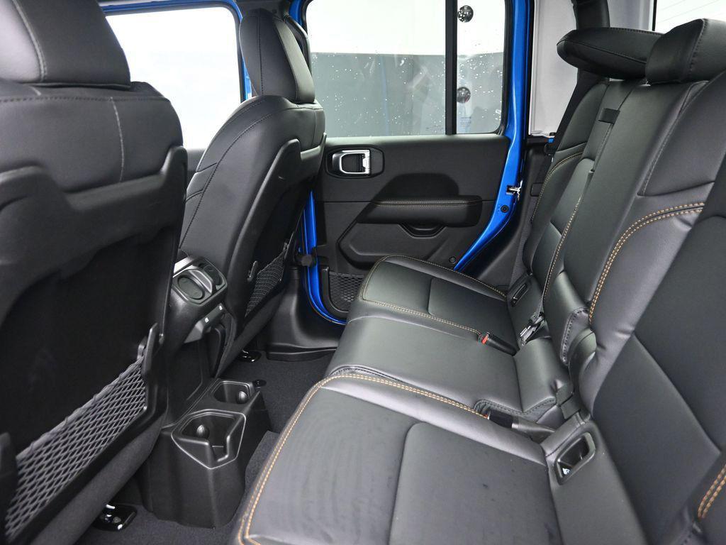 new 2026 Jeep Gladiator car, priced at $46,760