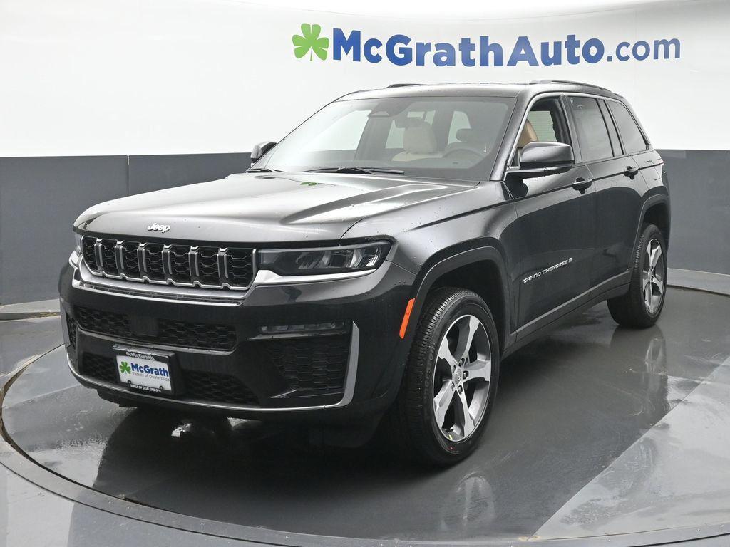 new 2026 Jeep Grand Cherokee car, priced at $46,080