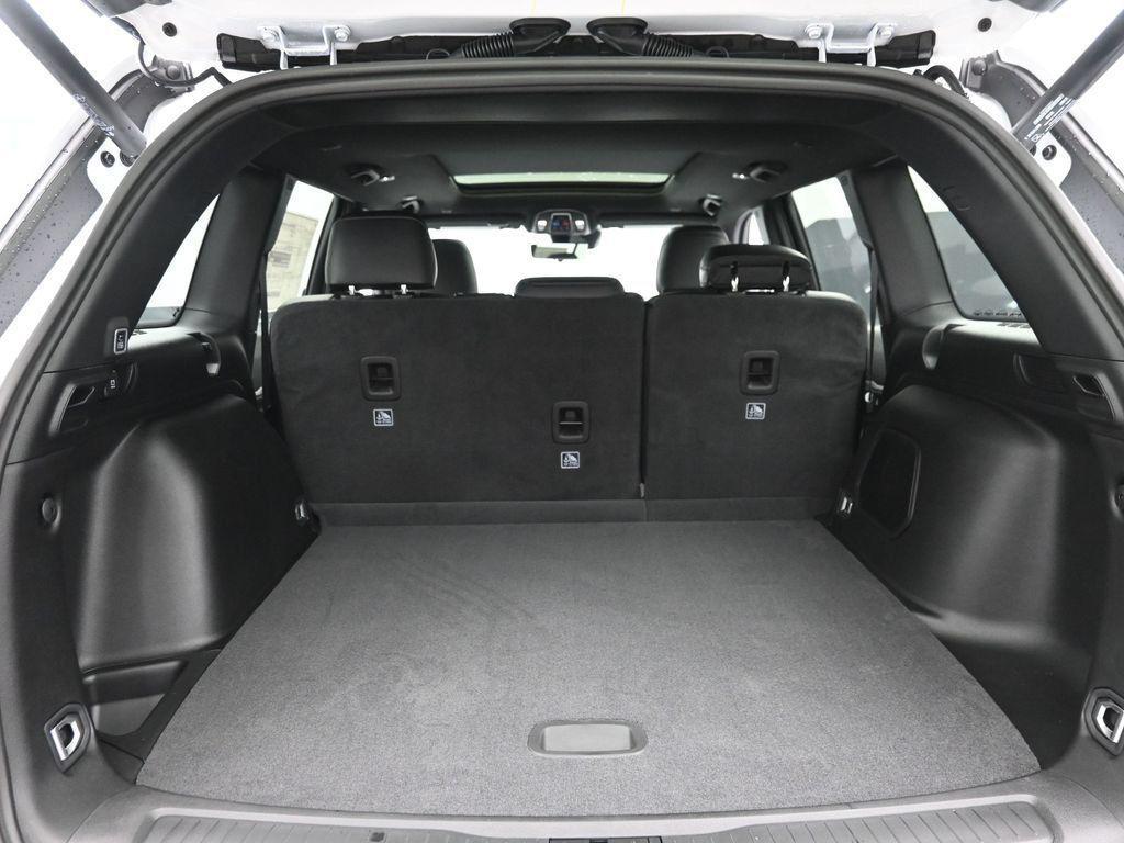 new 2026 Jeep Grand Cherokee car, priced at $46,410